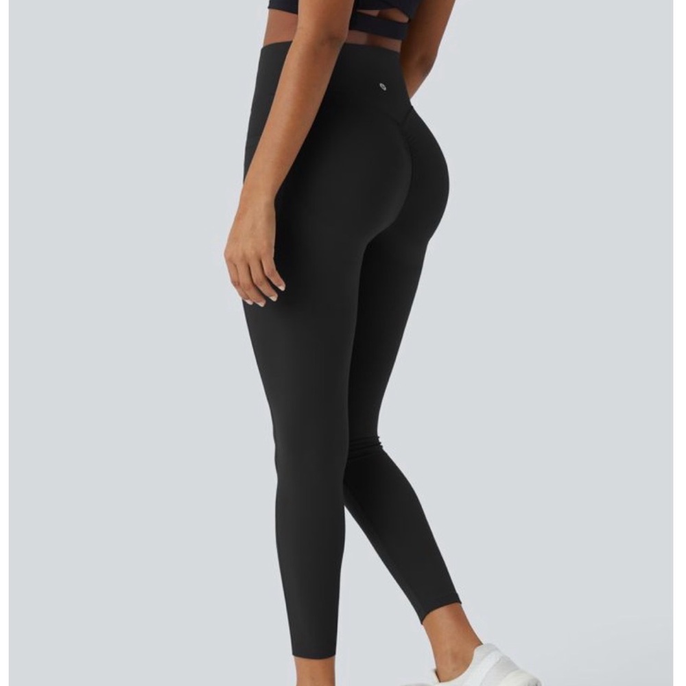 HALARA Black High-Waist Leggings